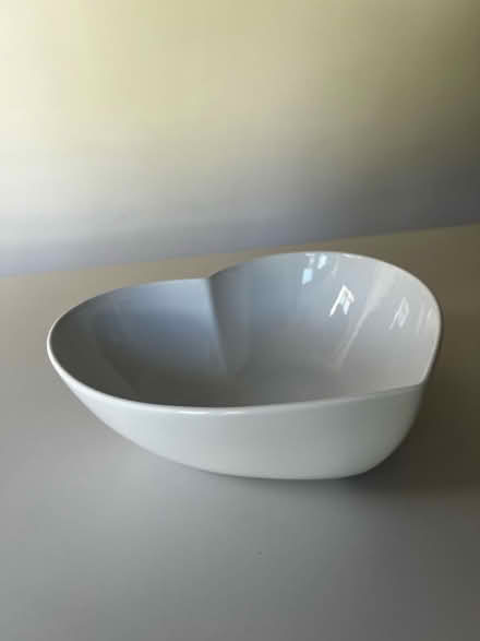 Photo of free Heart shaped fruit bowl (CF23) #3