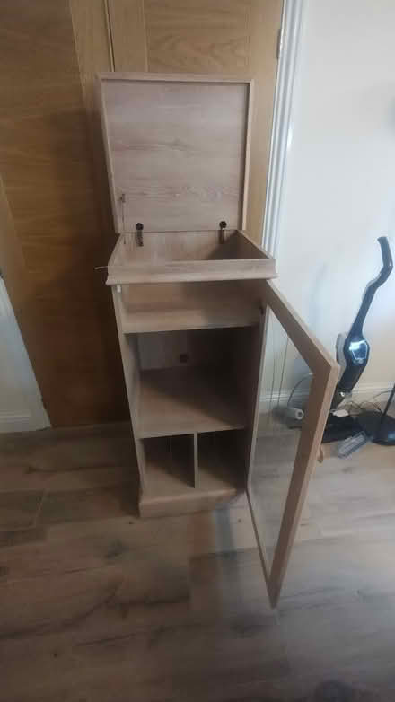 Photo of free Hi cabinet (Orpington) #1