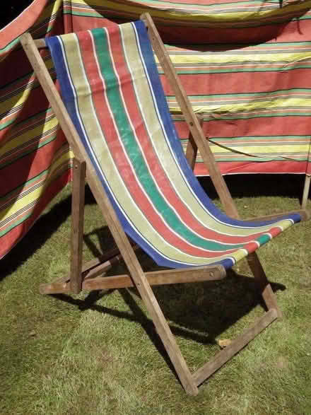 Photo of Old style deckchair frames (Chipping Barnet EN5) #1
