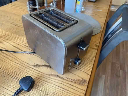 Photo of free Tesco 2 slice toaster (Hook KT9) #1