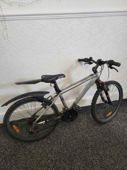 Photo of free Medium size Bike (M6) #2