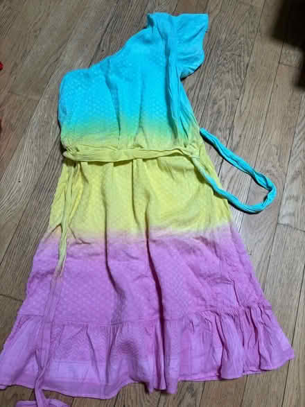 Photo of free Clothes size S (NW3) #2