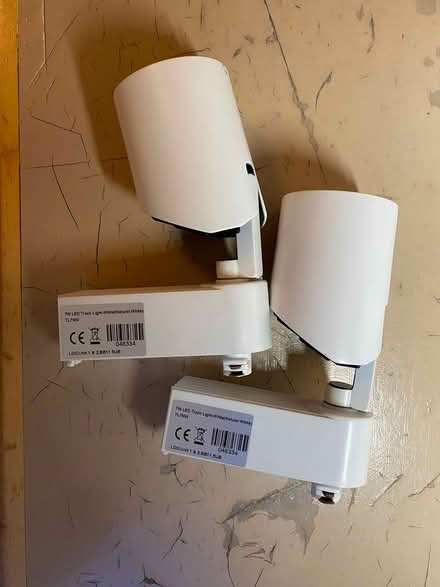 Photo of free LED Spotlights (New Marston OX3) #1