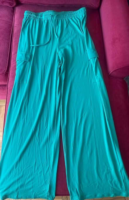 Photo of free Women’s pants (Nw) #1