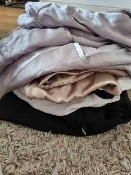 Photo of free Office outfit -Female size M (SW16) #1