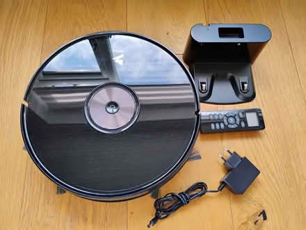 Photo of free Robot hoover - spares or repairs (Kidlington) #1