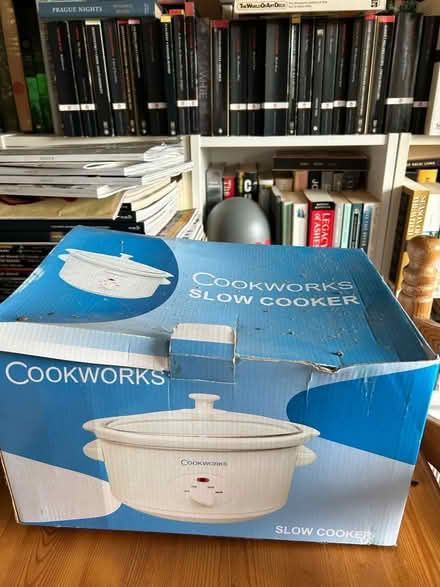 Photo of free Slow cooker (BT30) #1