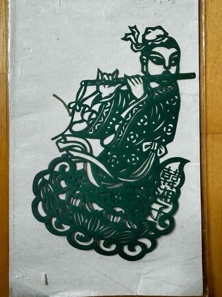 Photo of free Paper cuttings (Queen Anne) #2