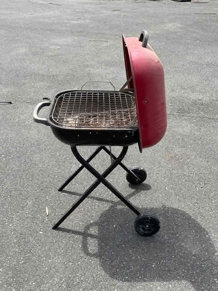 Photo of free Portable grill (Near Echo Lake in Snohomish) #1
