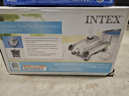Photo of free Above ground pool vacuum (Raritan Township/Ringoes) #1