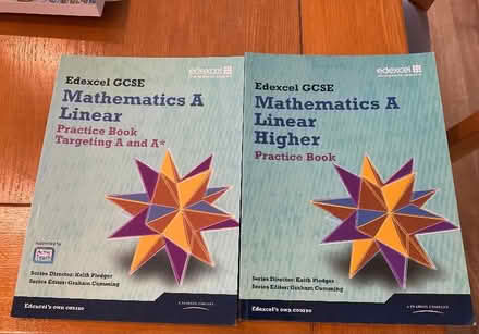 Photo of free GCSE Maths practice books. (Preston Grange NE30) #1