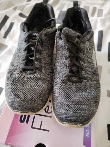 Photo of free Old Sketchers trainers, size 7 (Florence Park OX4) #1
