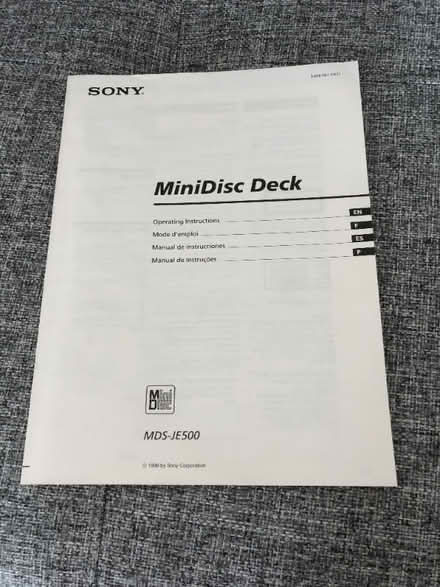 Photo of free SONY MiniDisc Recorder/Player - MDS-JE520 (Pannal HG2) #3