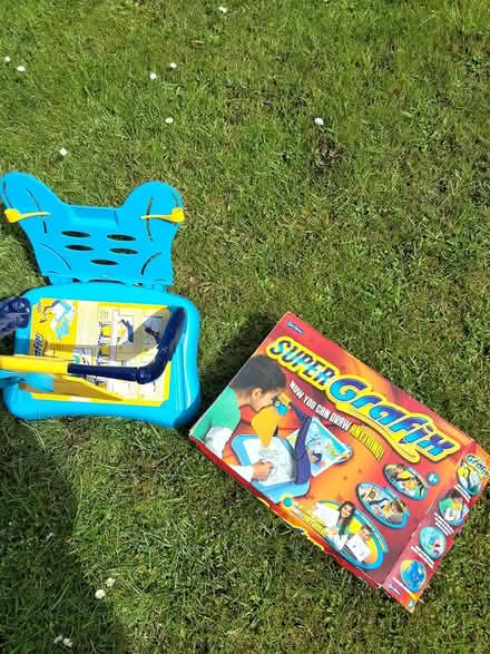 Photo of free Supergrafix Drawing Toy (East Kilbride) #3