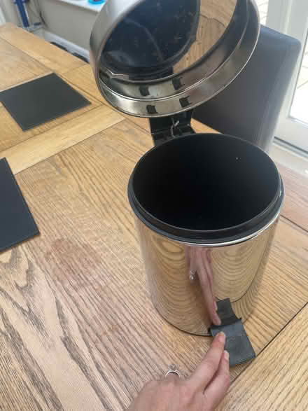 Photo of free Small chrome bathroom pedal bin (Southfields SW19) #2