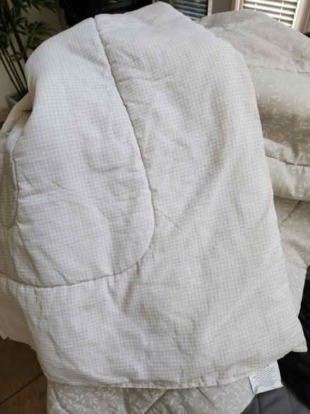 Photo of free Twin reversable comforter (Desert Ridge, Phoenix) #1