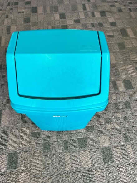 Photo of free Swing bin (Brighton BN2 6) #1