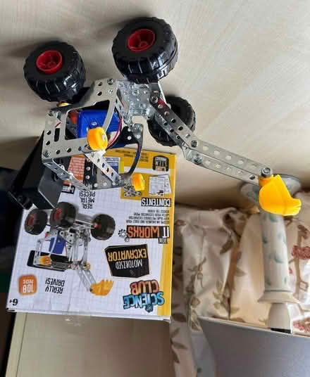 Photo of free Motorised excavator age 6+ (Eastbourne BN21) #1