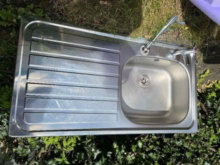 Photo of free Sink (Rhu G84) #1