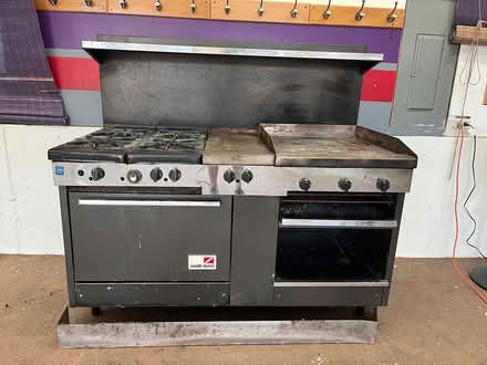 Photo of free Commercial oven (Crystal Lake, Il) #1