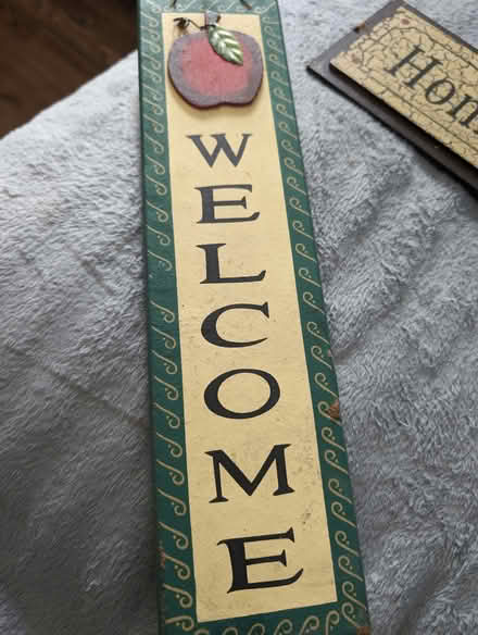 Photo of free "WELCOME" & "Home Sweet Home" (Allendale NJ) #1