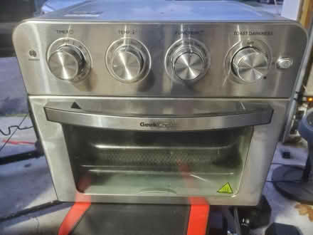Photo of free Geekchef Airfryer oven with issues (Heartland) #1