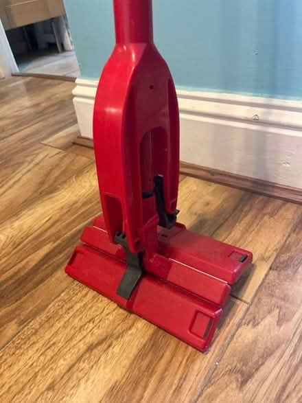 Photo of free Vileda magic mop flat - handle only, needs refill mop head (Cowley OX4) #1