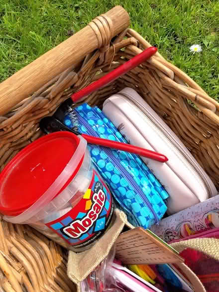 Photo of free Hamper of Art Supplies (East Kilbride) #4