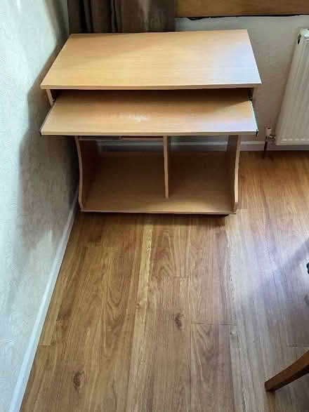 Photo of free Computer Desk (Mortonhall EH16) #3