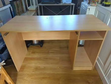 Photo of free Computer desk, good condition, missing keyboard tray (Orton Wistow) #1