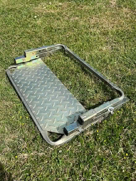 Photo of free wheel step for tyre, 4 x4 etc (Rottingdean) #2