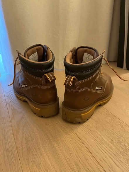 Photo of free Men’s steel toe work boots (Etobicoke - Humber Bay) #2