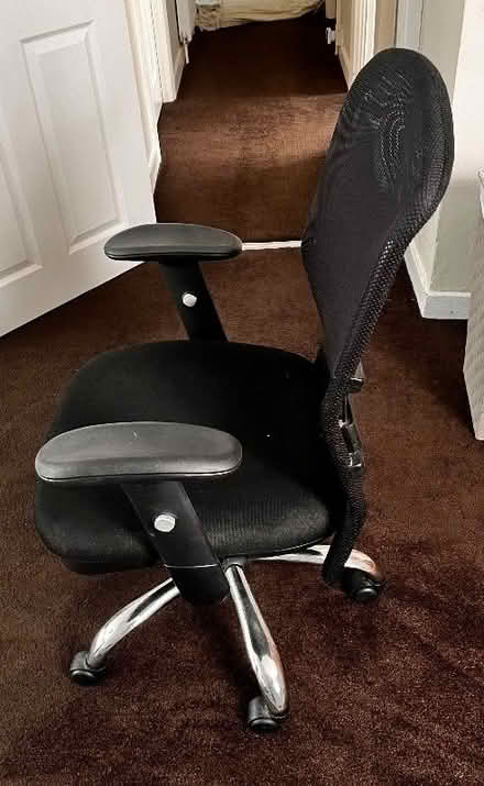 Photo of free Black Swivel Chair (Whitehawk BN2) #3
