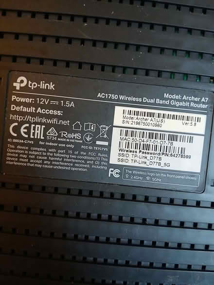 Photo of free TPLink wireless router (Ball Square) #3