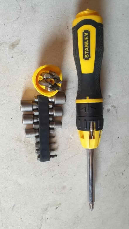 Photo of free Ratchet Screwdriver + various bits (Frimley Green (GU16)) #1