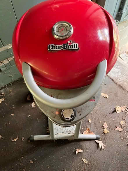 Photo of free Char Broil electric grill (Madison/Monona)