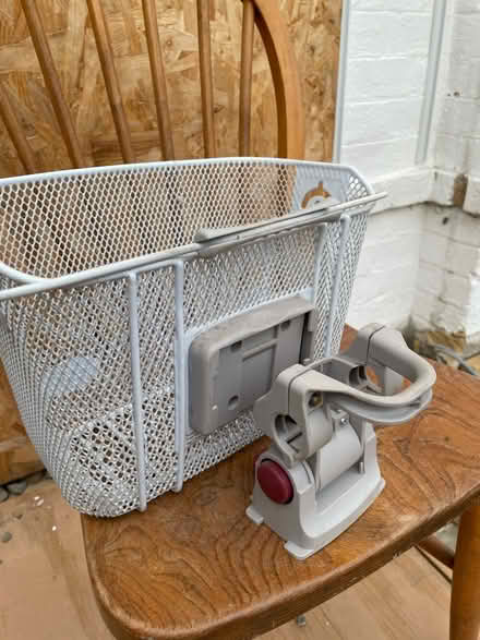 Photo of free Bike basket (Earley RG6) #2