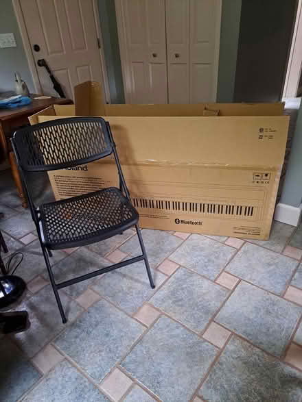 Photo of free Large heavy duty box (North City, Shoreline) #1