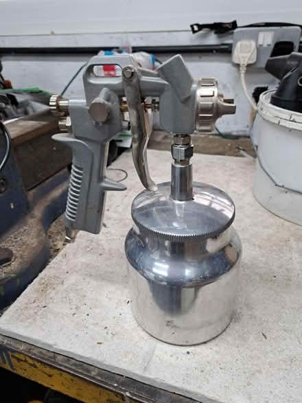 Photo of free Paint Sprayer (Little Lever BL3) #2