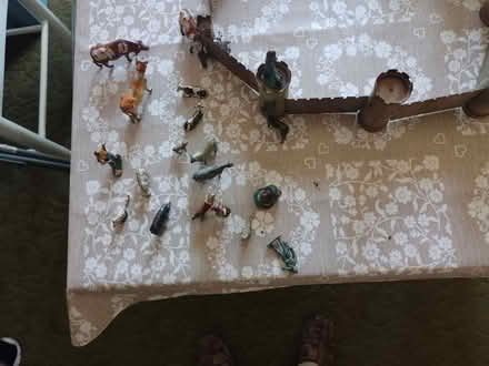 Photo of free Toy castle, soldiers and farm scene (Abingdon OX14) #3