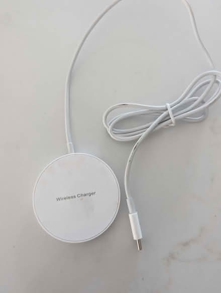Photo of free Wireless phone charger (Allendale NJ) #1