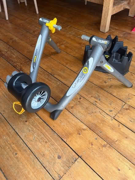 Photo of free CycleOps Bike Trainer (Newhaven EH6) #3