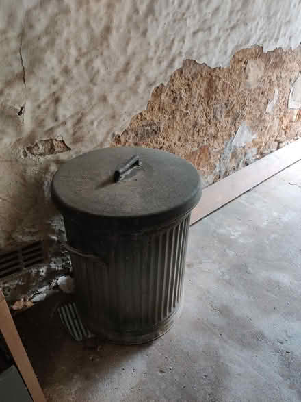 Photo of free Vintage dust bin (Freehold, LA1) #1
