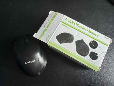 Photo of free Wireless computer mouse (Fairfield LA1) #1