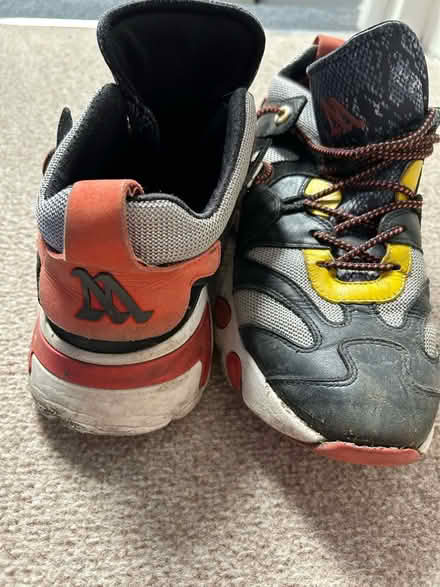Photo of free Unisex trainers, size 40 (Forrest hill station) #2