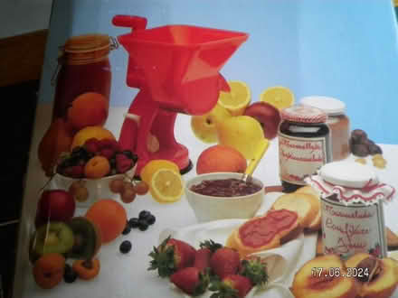 Photo of free Kitchen gadget for removing the skin and pips from tomato (New Costessey NR5) #2