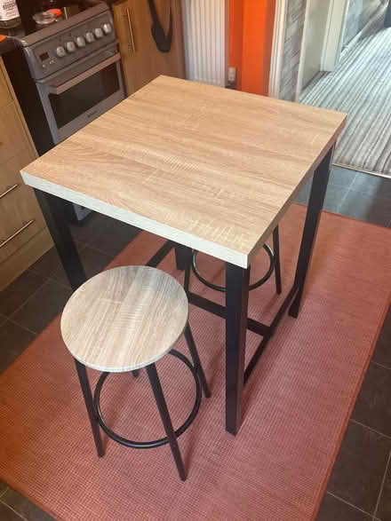 Photo of free Kitchen breakfast bar (CH4 Chester) #1