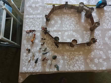 Photo of free Toy castle, soldiers and farm scene (Abingdon OX14) #4