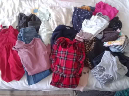 Photo of free Girls clothes 5 years (South Norwood SE25) #1