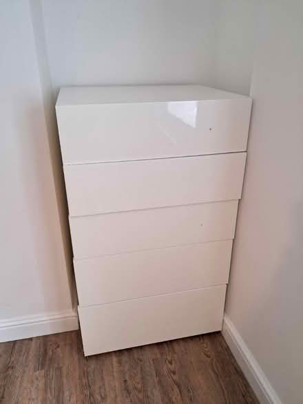 Photo of free Chest of drawers (white) (Stokes Croft, Bristol, BS6) #1